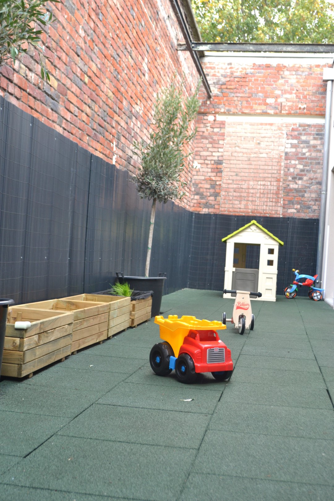 Cour extérieure (structure 22)